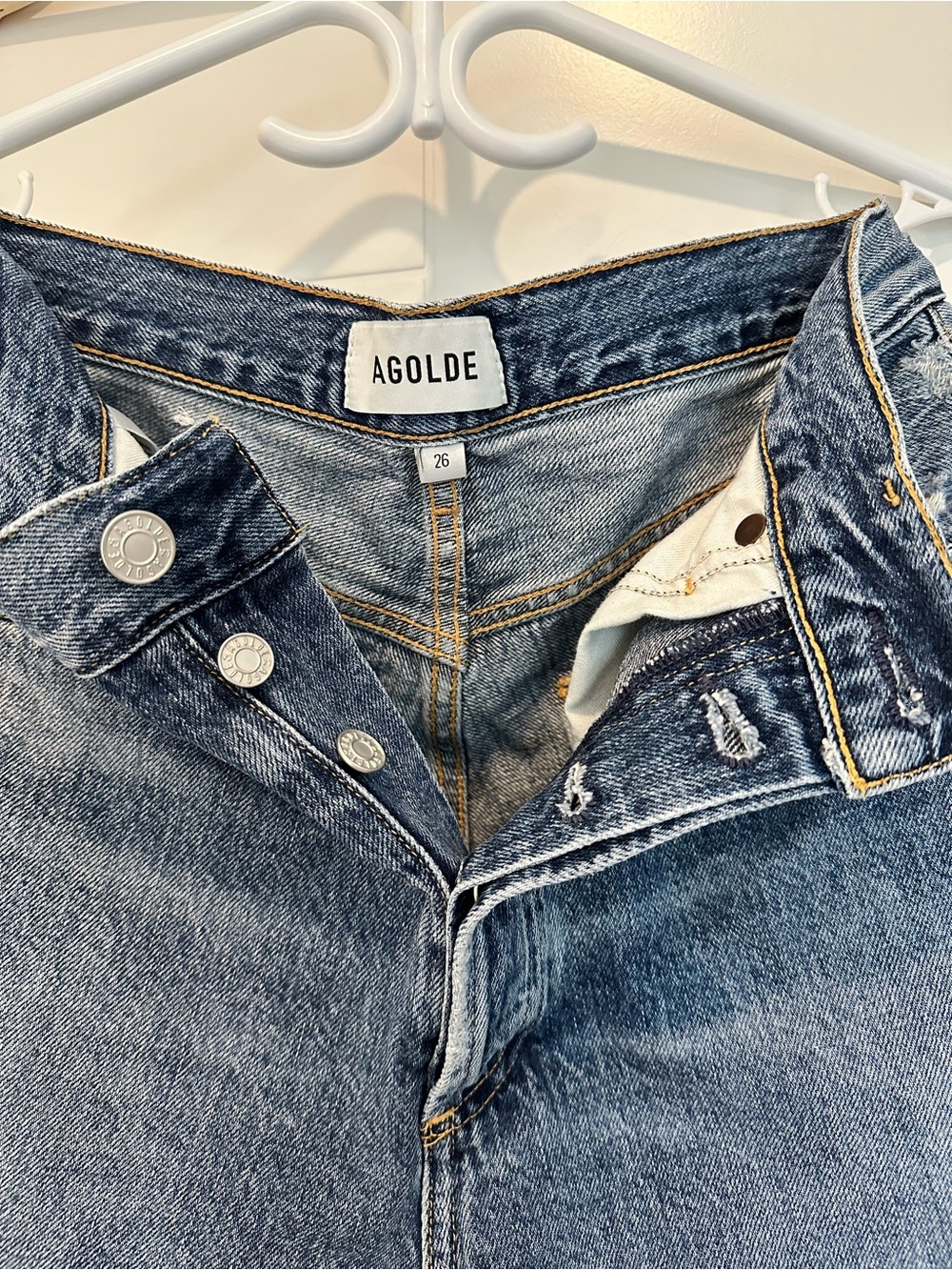 Agolde Riley Crop Jeans - Picture 4 of 8